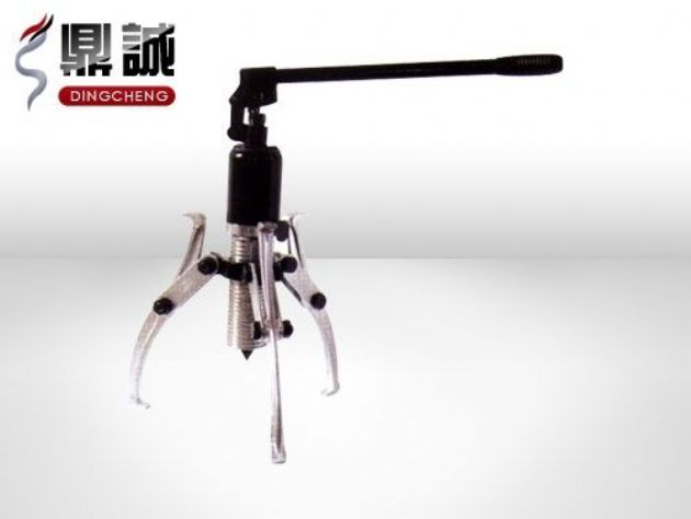 點(diǎn)擊查看詳細(xì)信息<br>標(biāo)題：整體式液壓拉馬 閱讀次數(shù)：5197