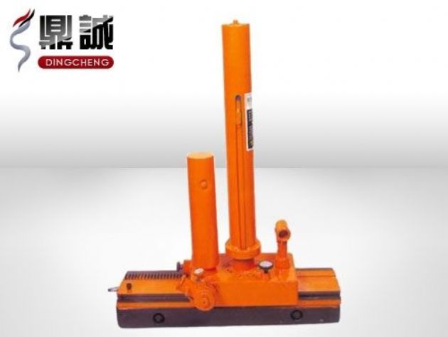 點(diǎn)擊查看詳細(xì)信息<br>標(biāo)題：機(jī)車(chē)落軌復(fù)位機(jī) 閱讀次數(shù)：5147